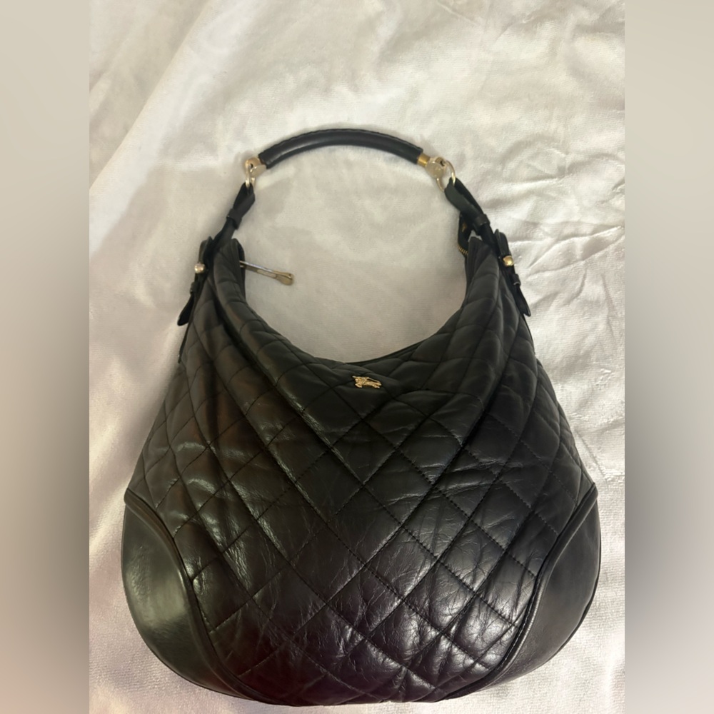 Burberry Black Quilted Leather Hoxton Hobo Shoulder Bag